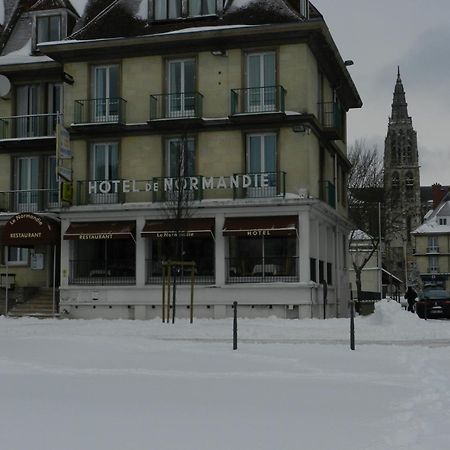 Logis Hotel & Restaurant - Le Normandie โกเดอเบค-ออง-โกซ์ ภายนอก รูปภาพ
